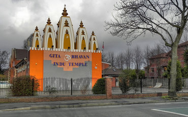 Храм Гита Бхаван