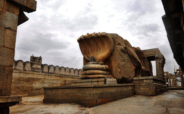 Храм Вирабхатра